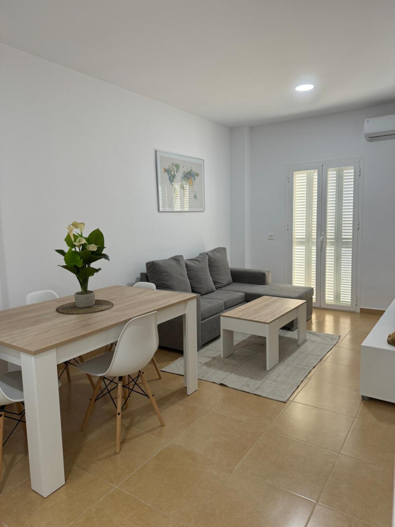 Апартаменты Piso Centro Chiclana Чиклана-де-ла-Фронтера